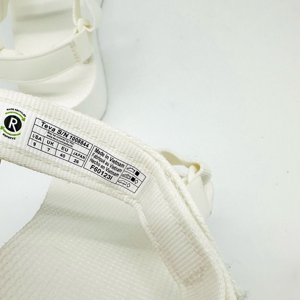 teva classic white sandal - Picture 4 of 6